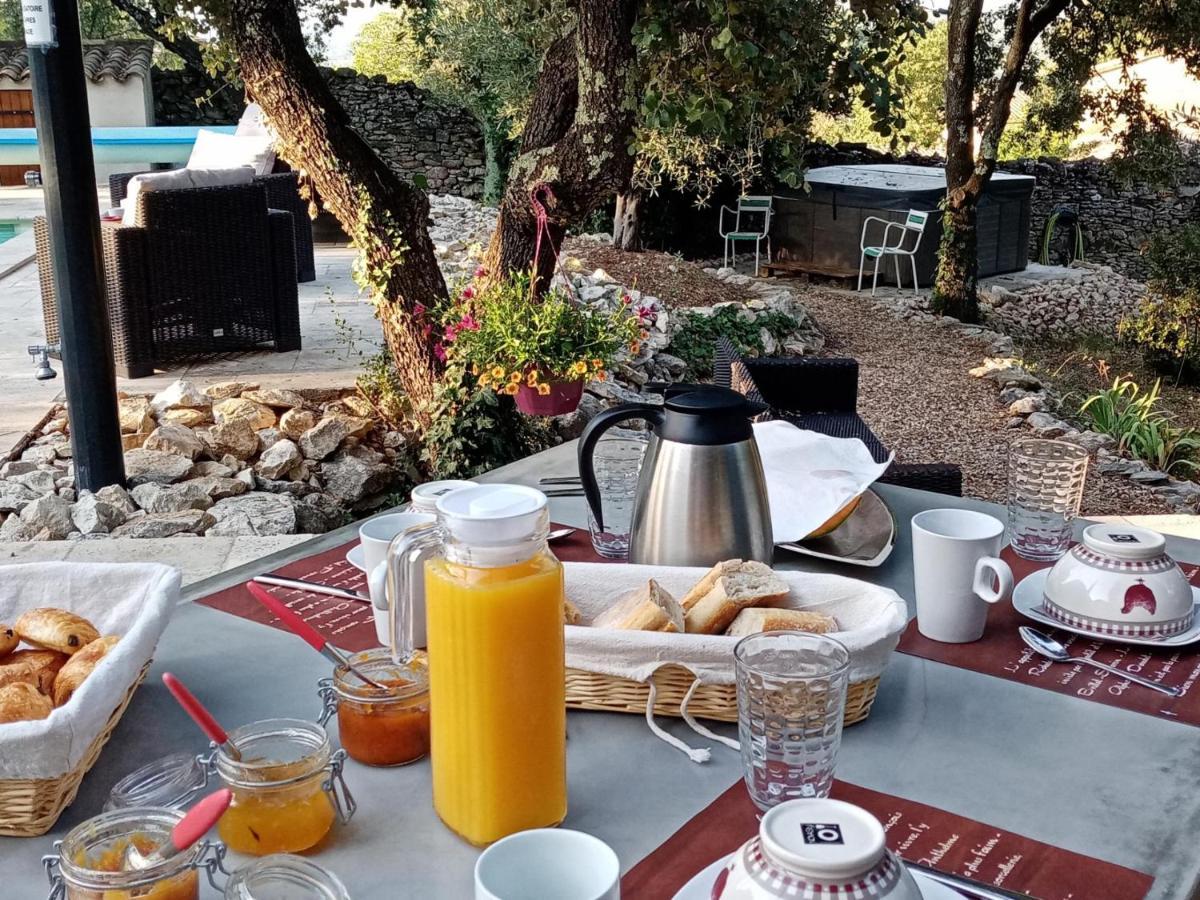 L'Atelier Bed & Breakfast Saint-Maximin  Luaran gambar