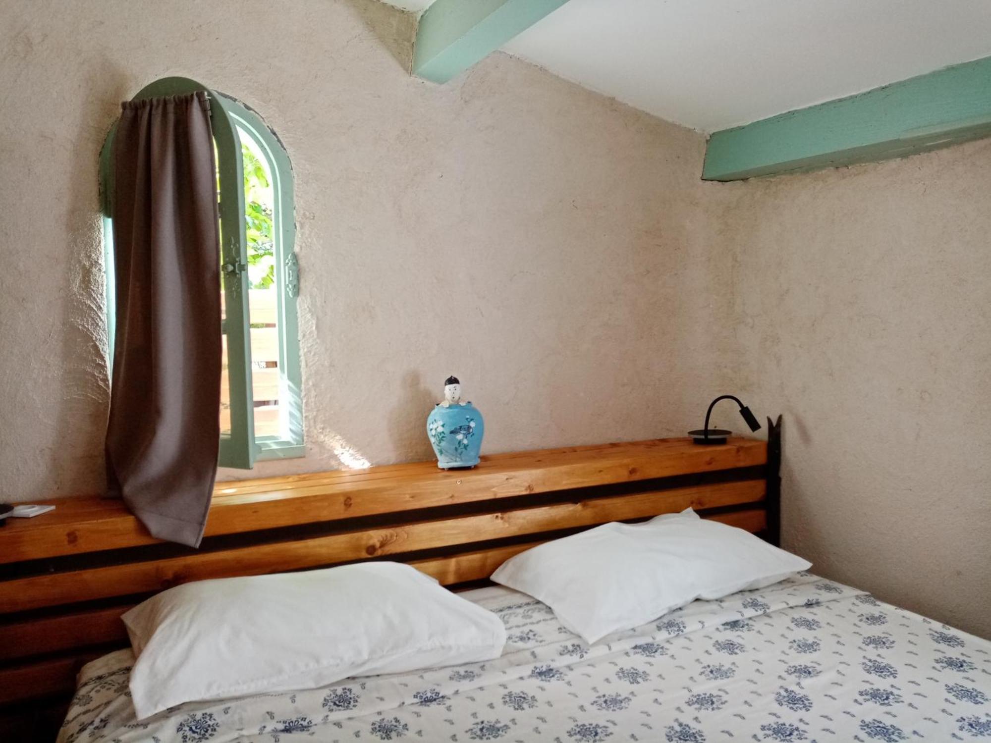 L'Atelier Bed & Breakfast Saint-Maximin  Bilik gambar
