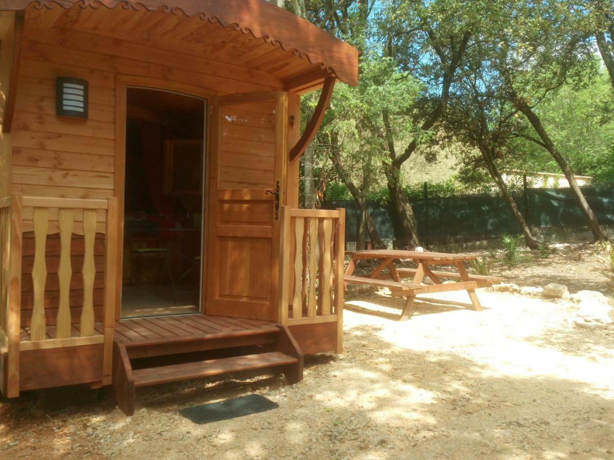 L'Atelier Bed & Breakfast Saint-Maximin  Luaran gambar
